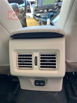 تۆیۆتا کامری